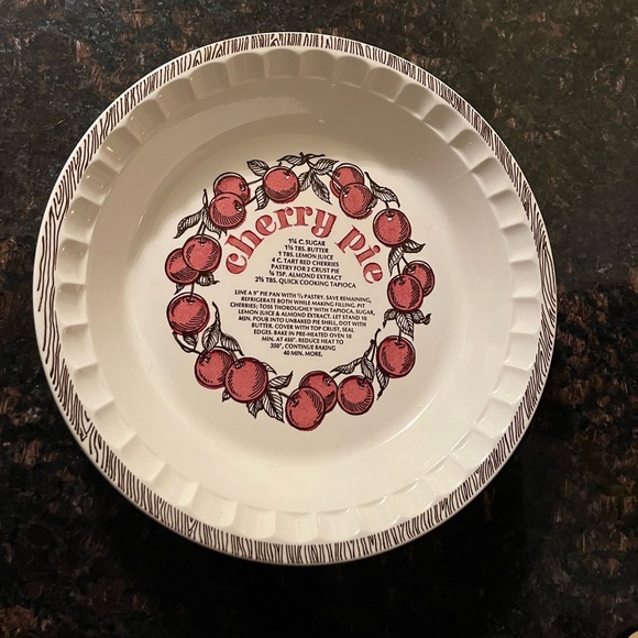 Vintage Cherry Pie Baking Dish - Picture 3 of 10